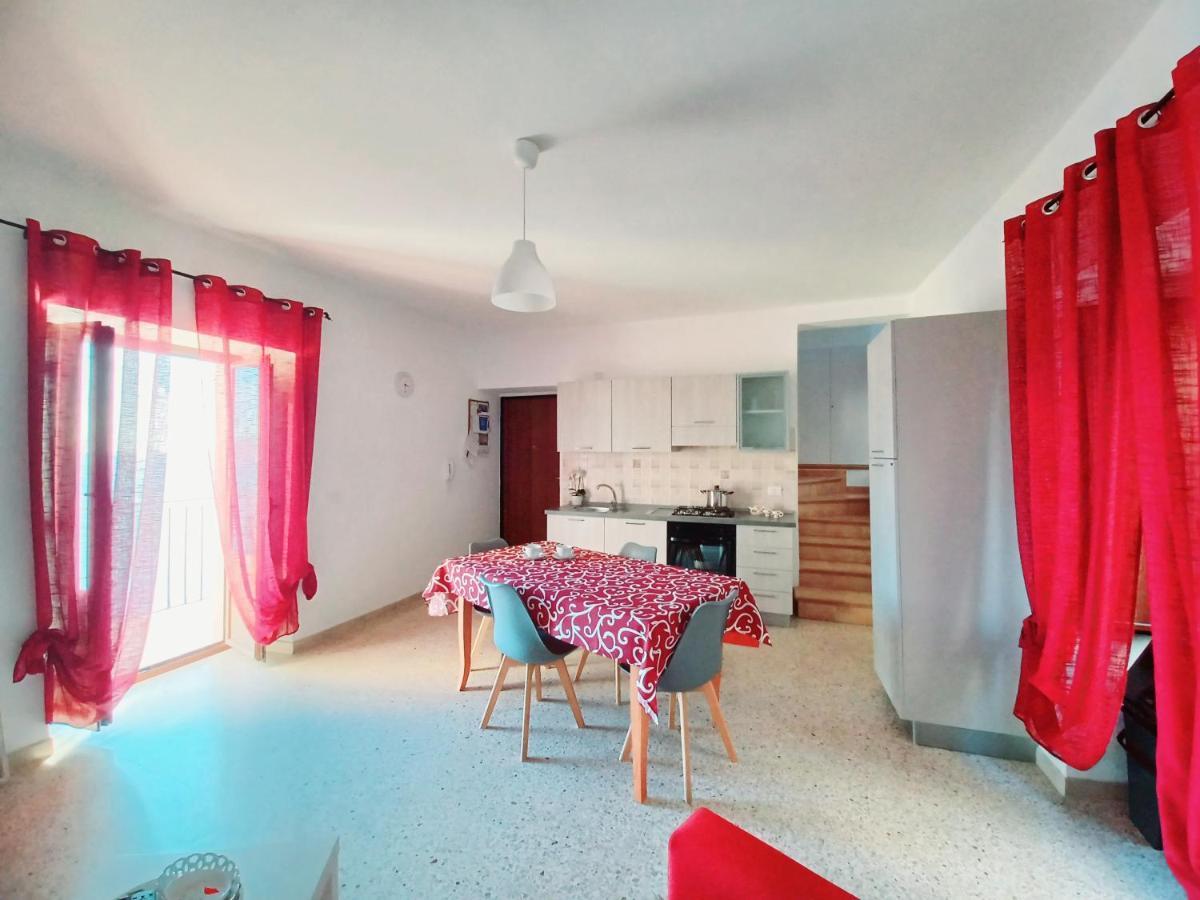 Un Oblo Sul Mare Apartment San Lucido Exterior photo