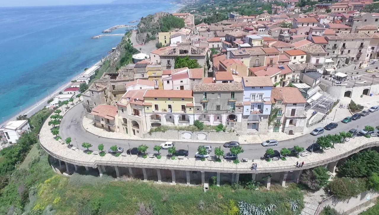 Un Oblo Sul Mare Apartment San Lucido Exterior photo